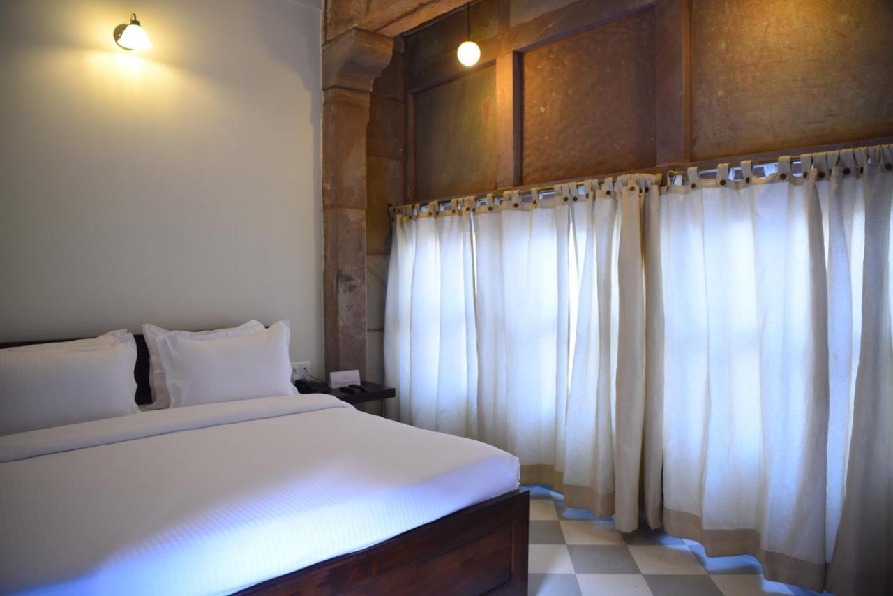 Baijoo Niwas Hotel Джодпур Екстериор снимка